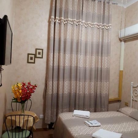 Botel Inn ローマ エクステリア 写真